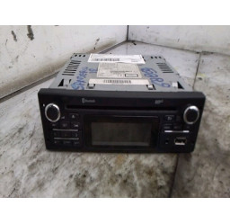 AUTORADIO...